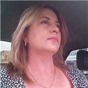 dibujo artístico, y en diferentes técnicas, pintura, manualidades, caligrafía, decoración, en general para todas las edades ; niño